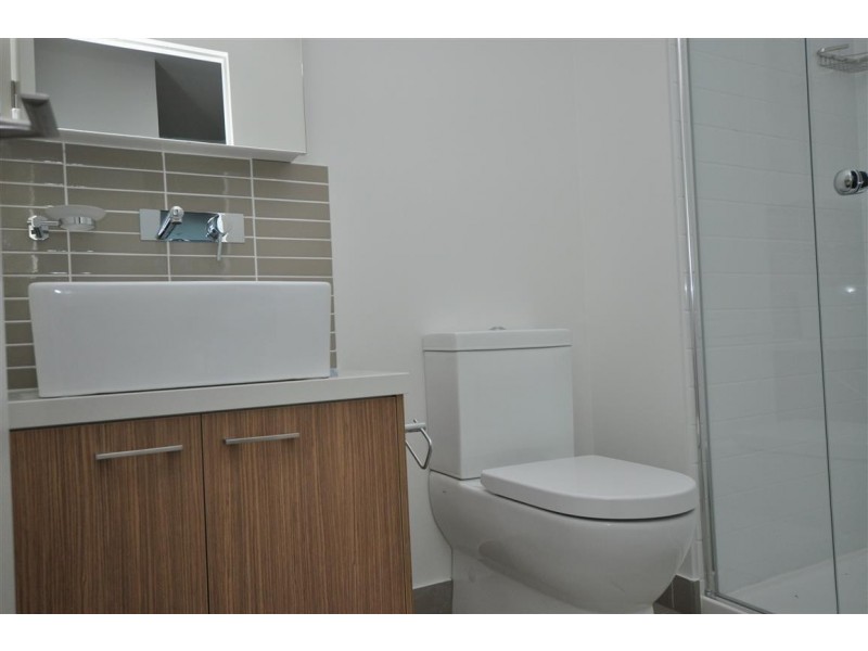 2107/8 Sutherland Street, Melbourne VIC 3000