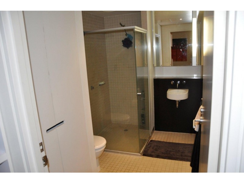 406/2 Rouse Street, Port Melbourne VIC 3207