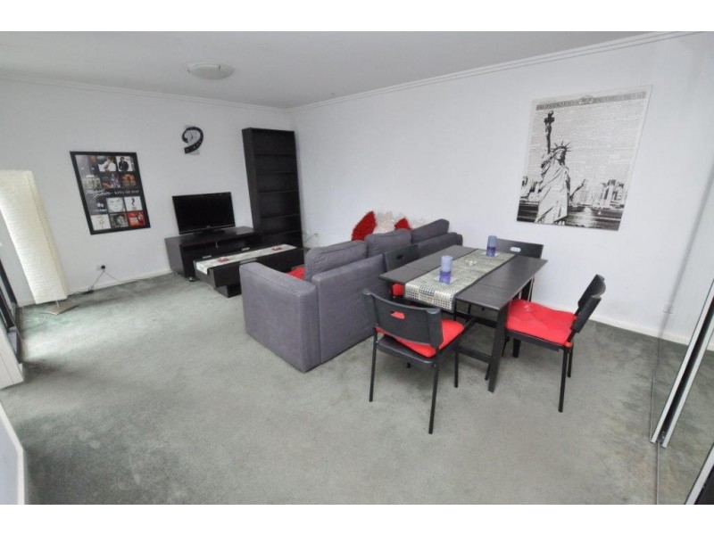 REF 111619/22 Kavanagh Street, Southbank VIC 3006