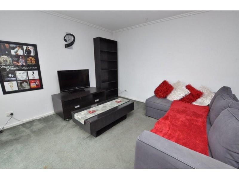 REF 111619/22 Kavanagh Street, Southbank VIC 3006