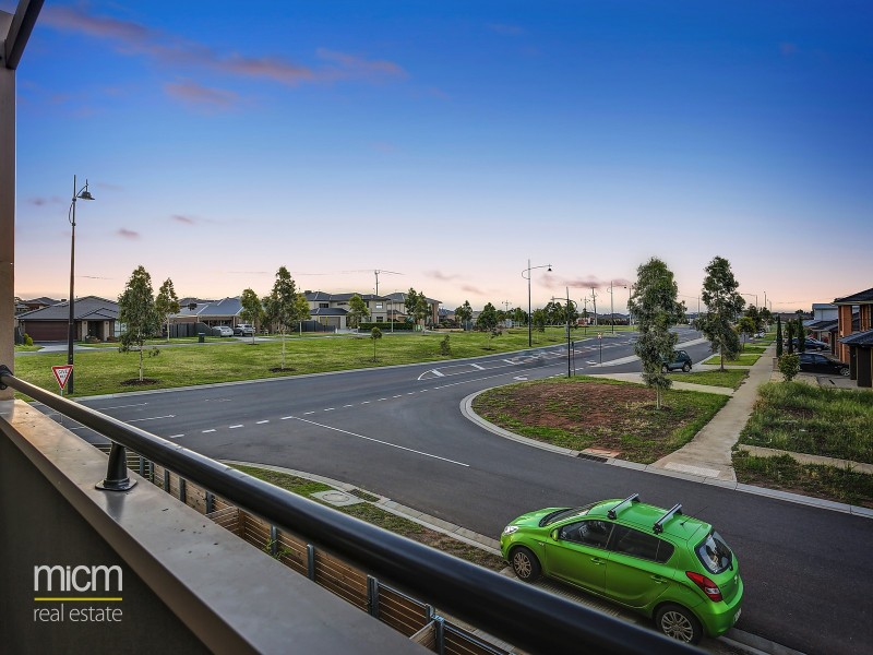 18/27 Turva Avenue, Tarneit VIC 3029