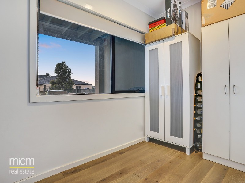 18/27 Turva Avenue, Tarneit VIC 3029