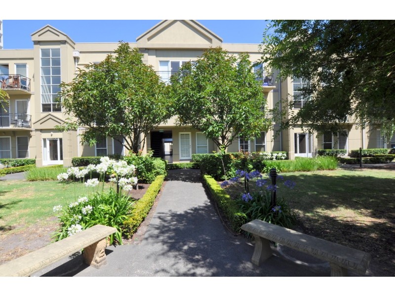 REF 112021/114 Dodds Street, Southbank VIC 3006