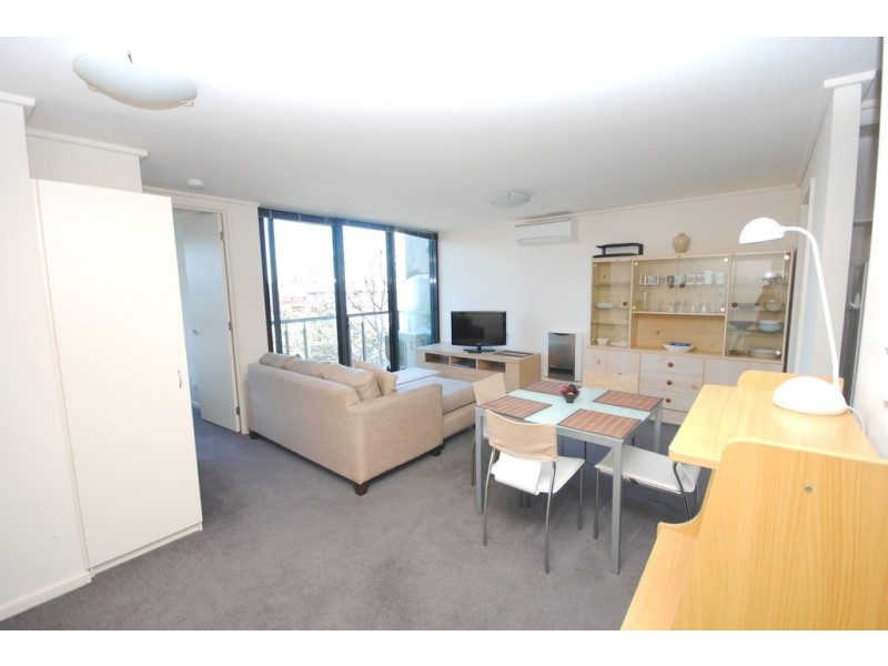 REF 112037/100 Kavanagh Street, Southbank VIC 3006