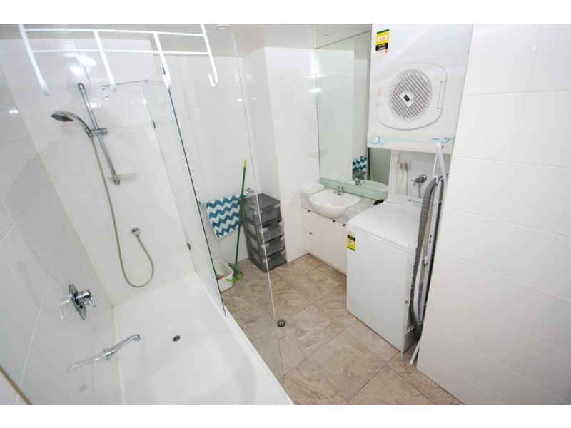 REF 112037/100 Kavanagh Street, Southbank VIC 3006