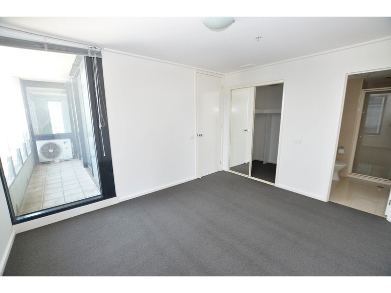 2105/163 City Road, Southbank VIC 3006