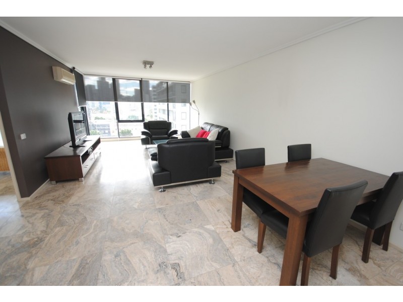 REF 112091/38 Bank Street, South Melbourne VIC 3205