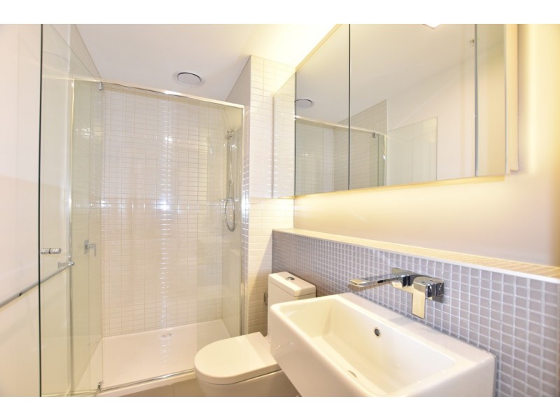 1307/38 Rose Lane, Melbourne VIC 3000