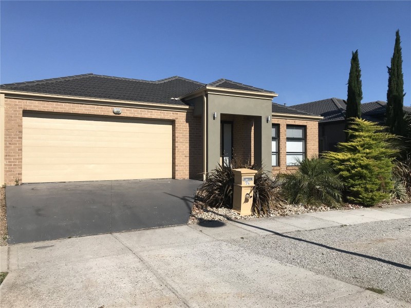 75 Alamanda Boulevard, Point Cook VIC 3030