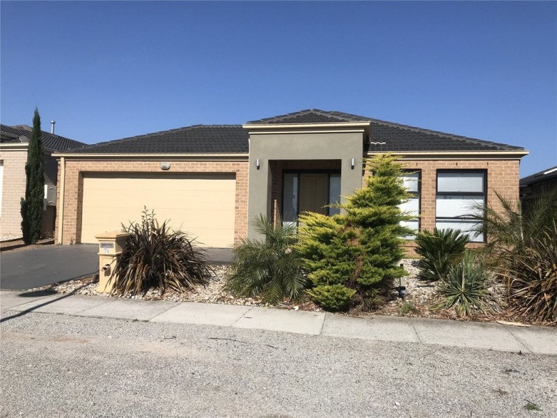 75 Alamanda Boulevard, Point Cook VIC 3030