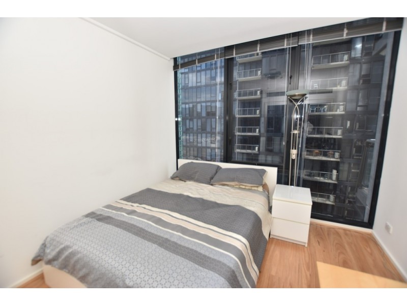 REF 112272/183 City Road, Southbank VIC 3006