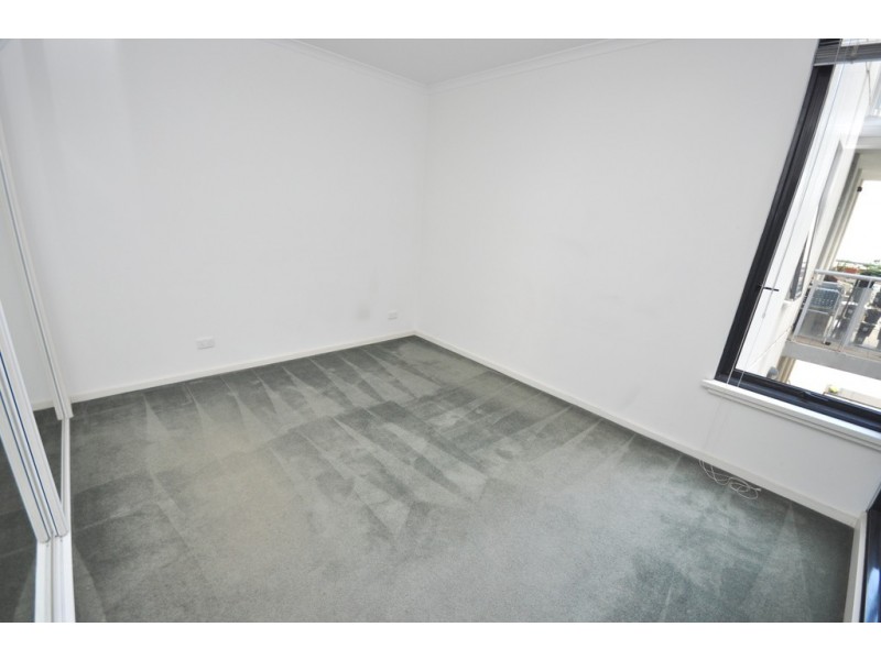 REF 112316/69 Dorcas Street, South Melbourne VIC 3205