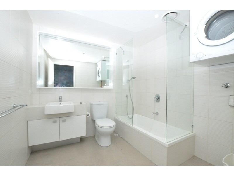 REF 241110/58 Jeffcott Street, West Melbourne VIC 3003