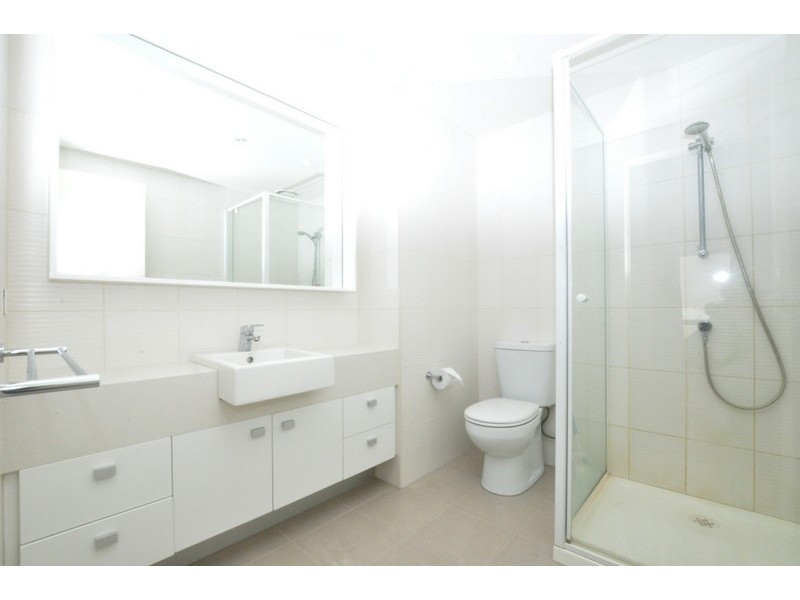REF 241110/58 Jeffcott Street, West Melbourne VIC 3003