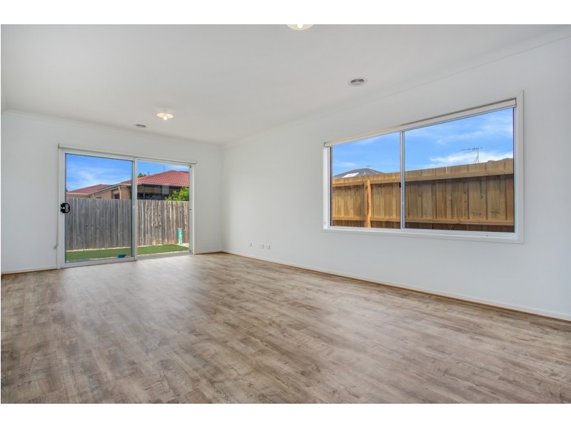 43 Pottery Avenue, Point Cook VIC 3030