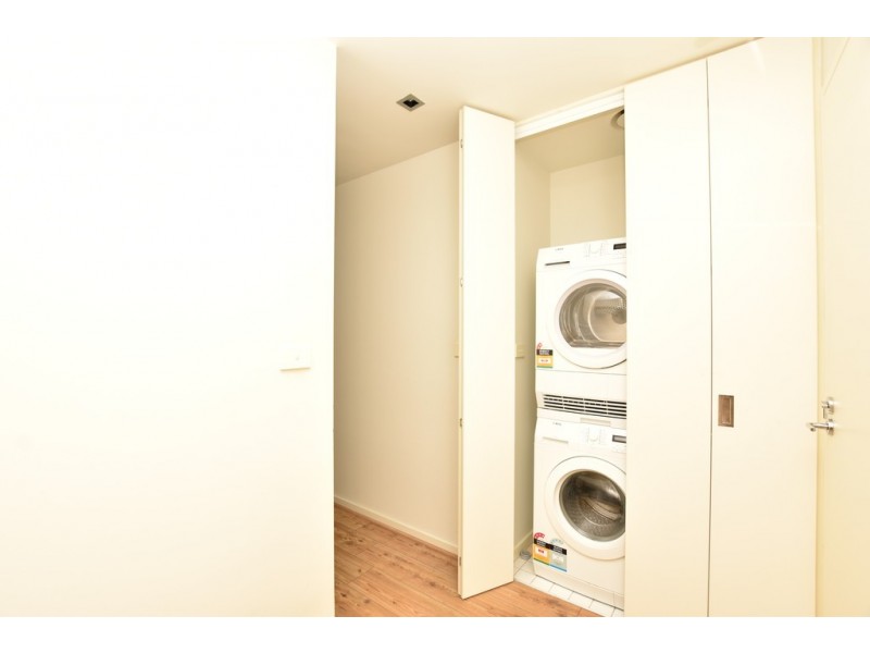 904/68 La Trobe Street, Melbourne VIC 3000