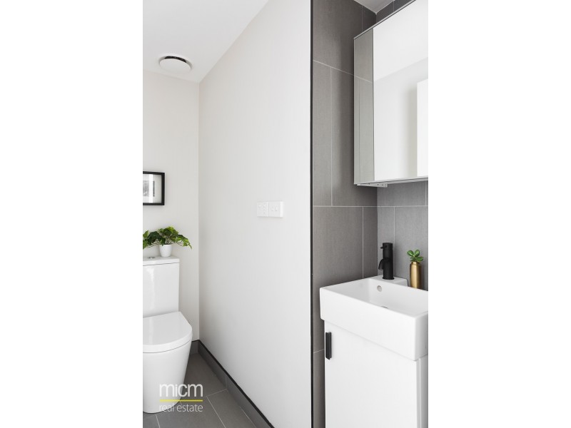 83/1 Riverside Quay, Southbank VIC 3006