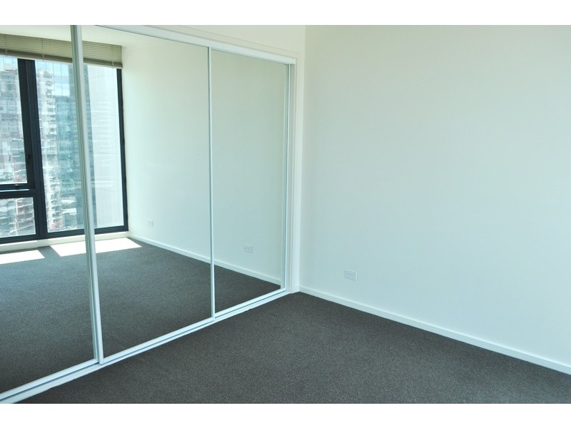 REF 120100/180 City Road, Southbank VIC 3006