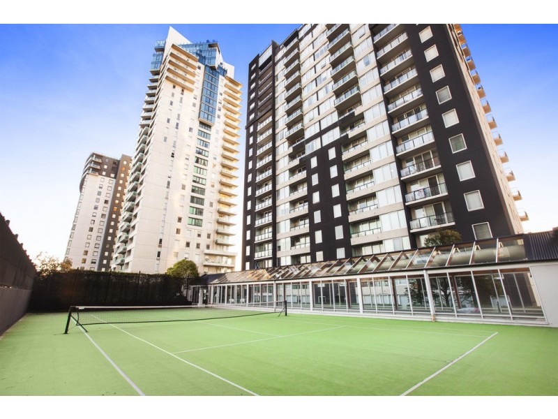 REF 120112/79 Whiteman Street, Southbank VIC 3006