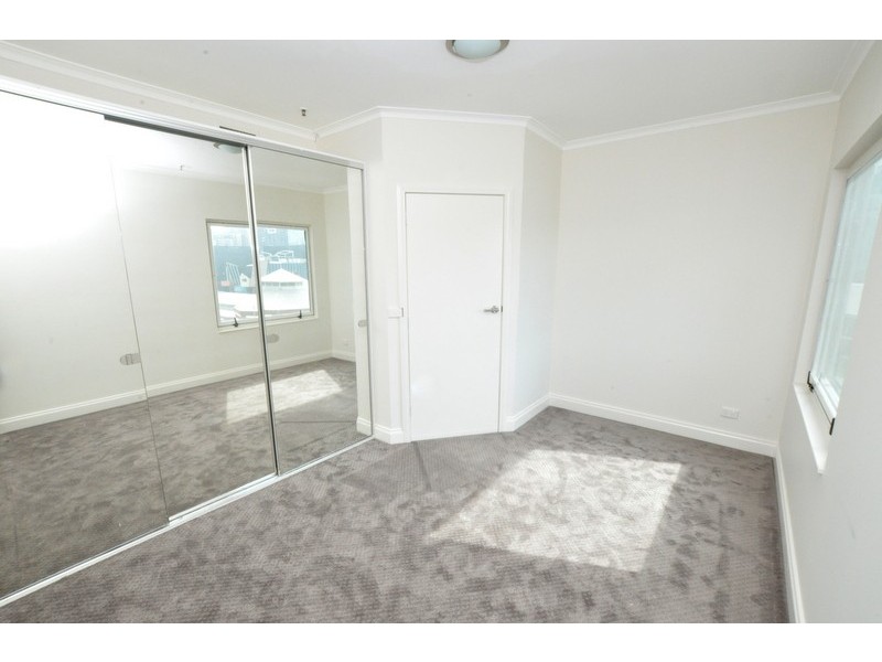 REF 120166/8 Wells Street, Southbank VIC 3006