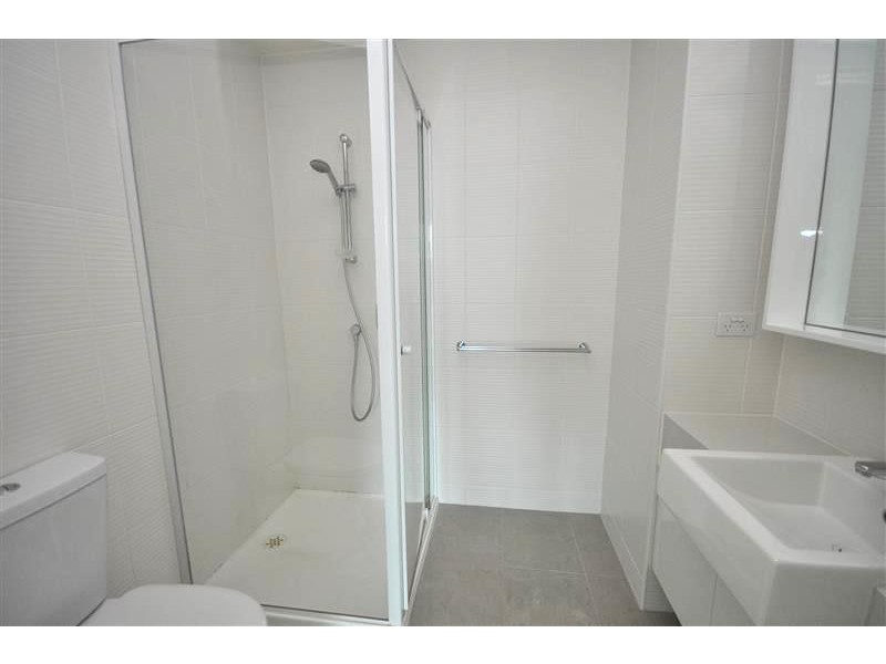 REF 120501/180 City Road, Southbank VIC 3006