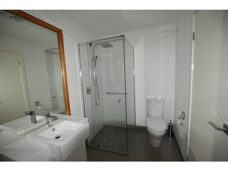 74 Central Park Walk, Cheltenham VIC 3192