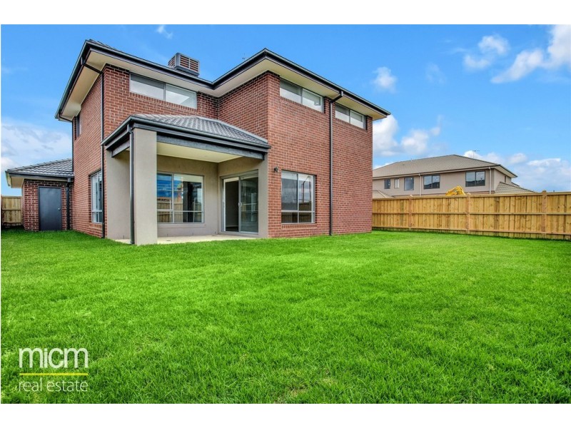 102 Middleton Drive, Point Cook VIC 3030