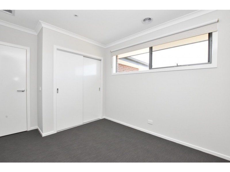 102 Middleton Drive, Point Cook VIC 3030