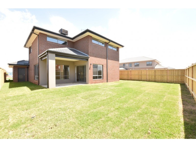 102 Middleton Drive, Point Cook VIC 3030