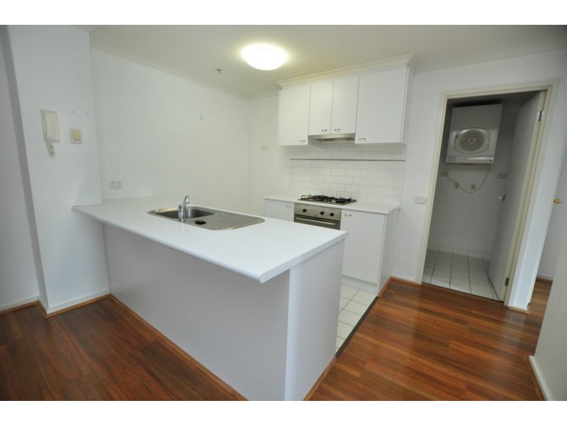 REF 120745/38 Kavanagh Street, Southbank VIC 3006