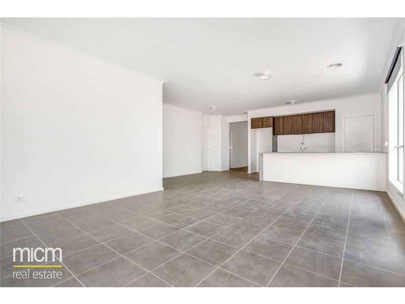 20 Rochester Grove, Truganina VIC 3029