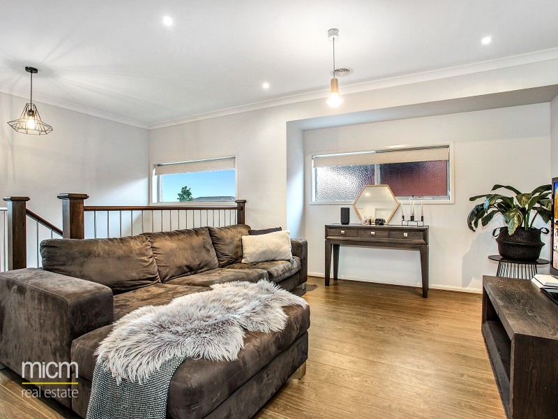 9 Knight Avenue, Point Cook VIC 3030