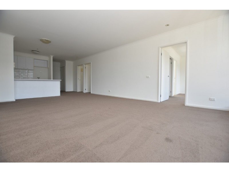 REF 121113/39 Dorcas Street, South Melbourne VIC 3205