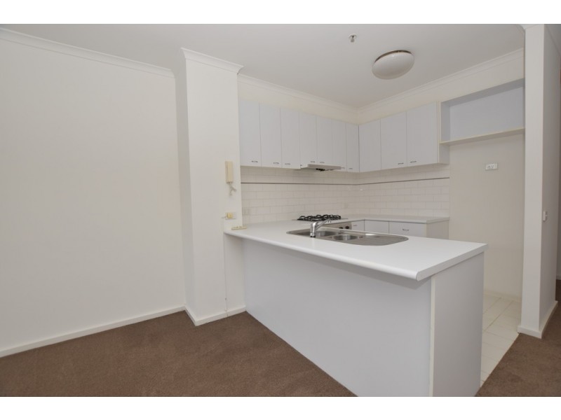 REF 121113/39 Dorcas Street, South Melbourne VIC 3205