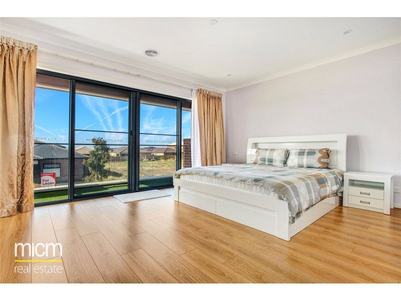 4 Littlecroft Street, Point Cook VIC 3030