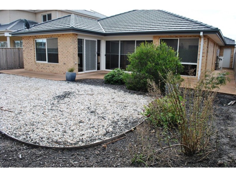 40 Middle Park Drive, Point Cook VIC 3030