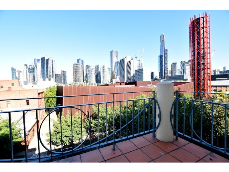 REF 121489/88 Wells Street, Southbank VIC 3006
