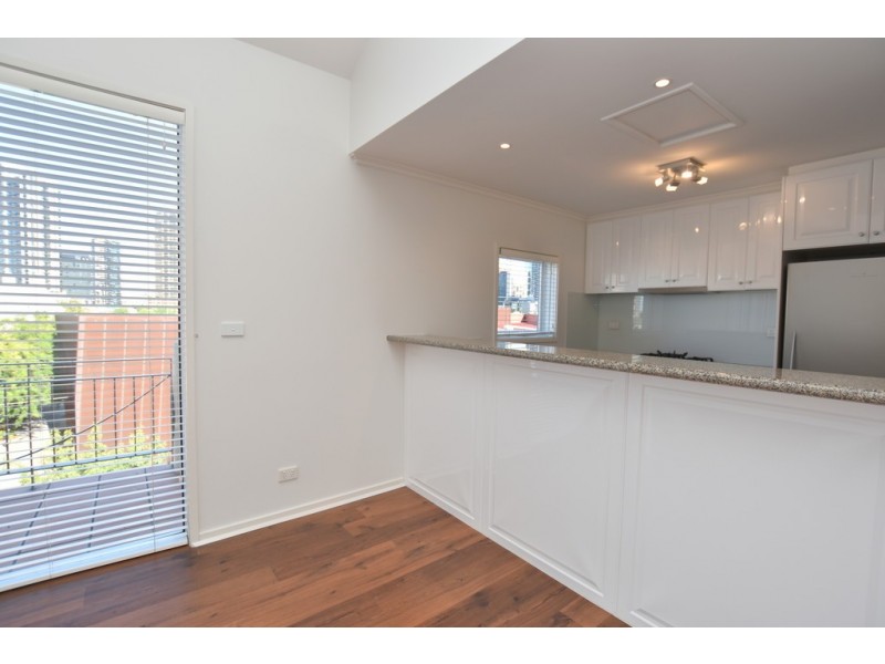 REF 121489/88 Wells Street, Southbank VIC 3006