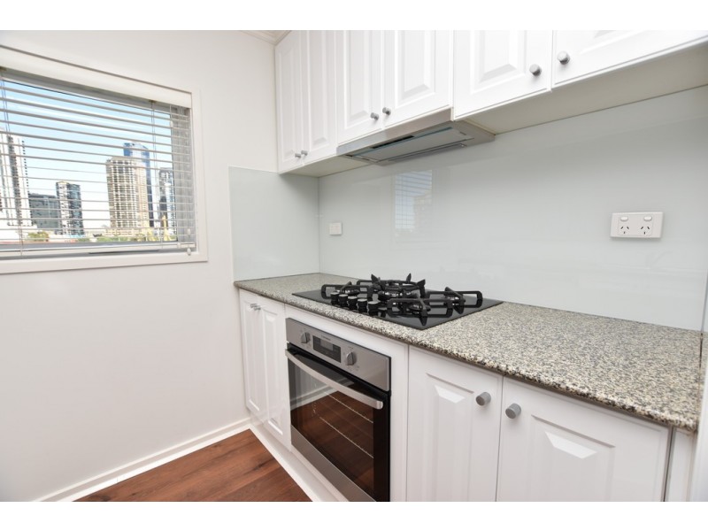 REF 121489/88 Wells Street, Southbank VIC 3006