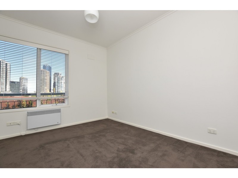 REF 121489/88 Wells Street, Southbank VIC 3006