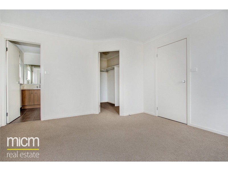 10 Grenache Street, Point Cook VIC 3030