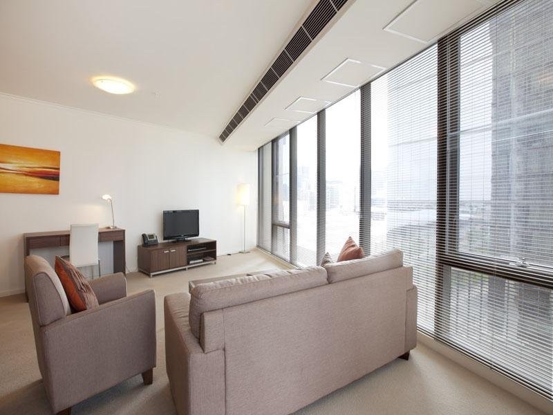 1702/63 Whiteman Street, Southbank VIC 3006