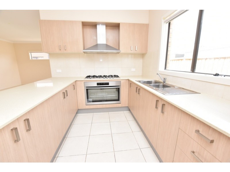 45 Jupiter Drive, Truganina VIC 3029