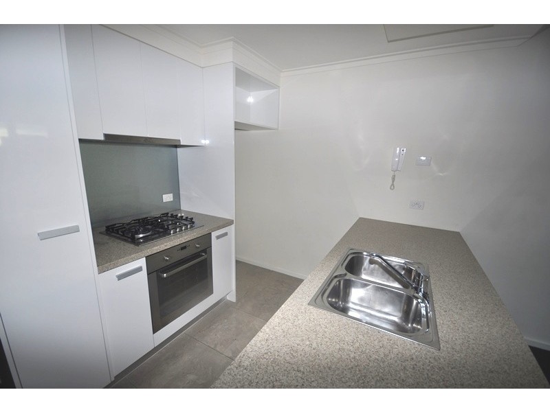 REF 122208/180 City Road, Southbank VIC 3006