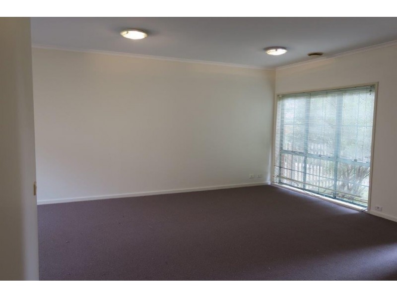 2/7 Vaughan Crescent, Kew VIC 3101