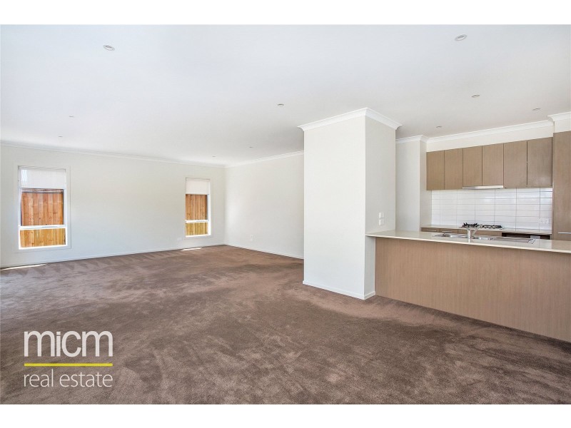36 Maddock Street, Point Cook VIC 3030
