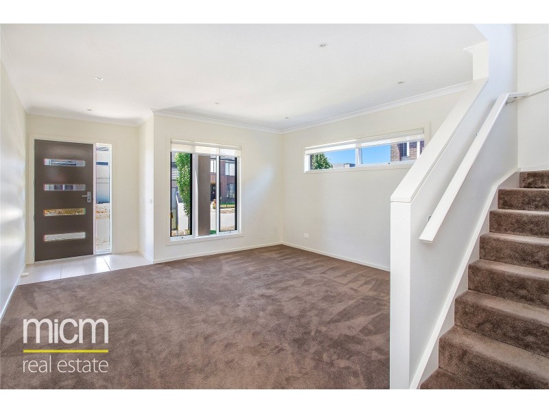36 Maddock Street, Point Cook VIC 3030