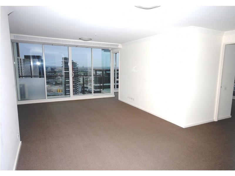 REF 122806/63 Whiteman Street, Southbank VIC 3006