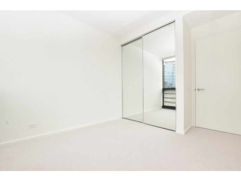 1104S/883 Collins Street, Docklands VIC 3008