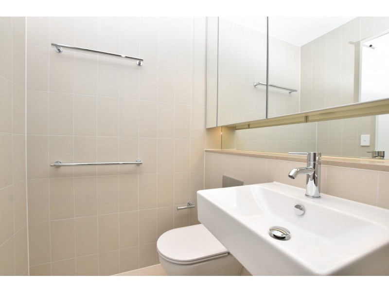 1104S/883 Collins Street, Docklands VIC 3008